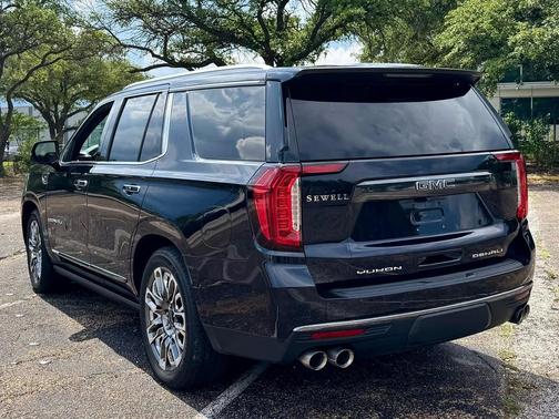 Midnight Blue Metallic 2023 GMC Yukon Denali Ultimate