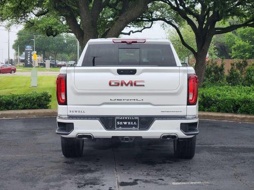 White Frost Tricoat 2025 GMC Sierra 1500 Denali
