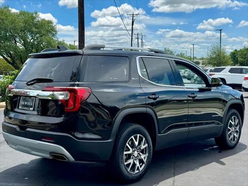 2023 GMC Acadia FWD SLT