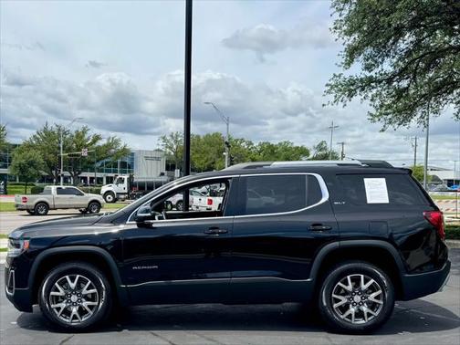 2023 GMC Acadia FWD SLT