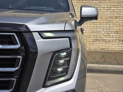 2025 GMC Yukon 4WD AT4