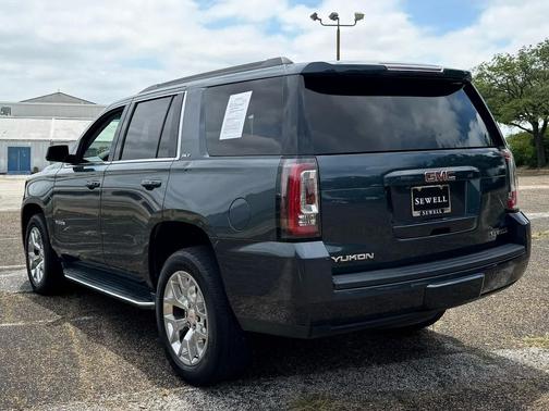 Dark Sky Metallic 2019 GMC Yukon SLT