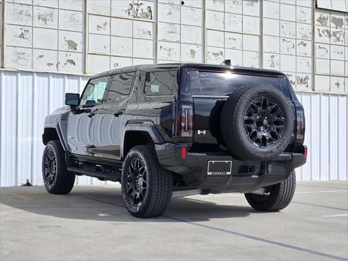 2025 GMC HUMMER EV SUV 2X