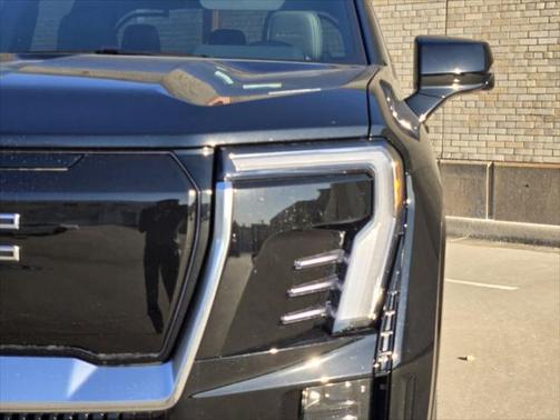 2025 GMC Sierra EV Max Range Denali