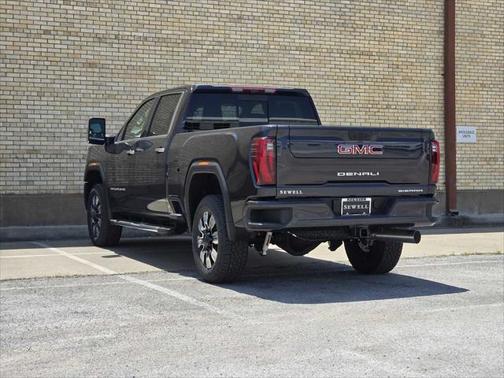 2025 GMC Sierra 2500 Denali