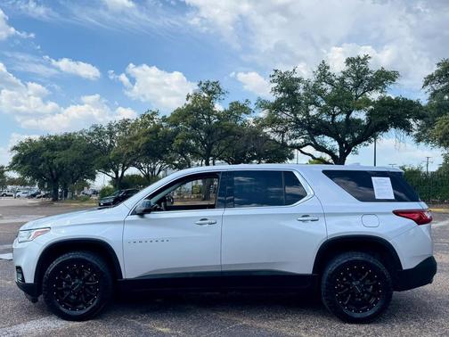 2021 Chevrolet Traverse LS