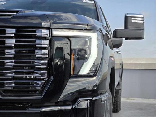 2025 GMC Sierra 2500 Denali Ultimate