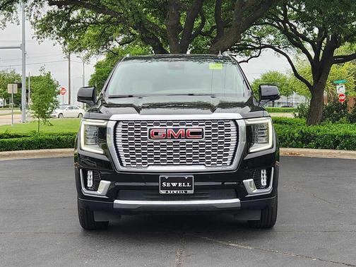 Onyx Black 2023 GMC Yukon Denali