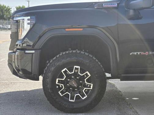 2025 GMC Sierra 2500 AT4