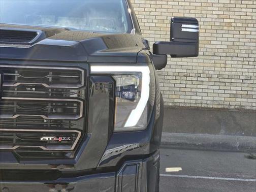 2025 GMC Sierra 2500 AT4