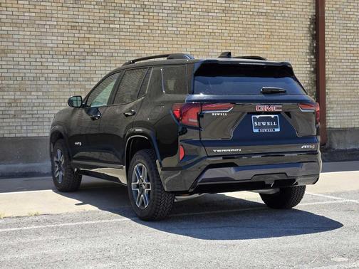 2026 GMC Terrain AWD AT4