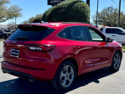 Rapid Red Metallic Tinted Clearcoat 2023 Ford Escape ST-Line