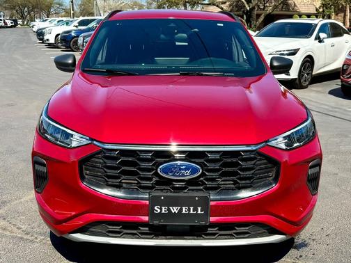 Rapid Red Metallic Tinted Clearcoat 2023 Ford Escape ST-Line