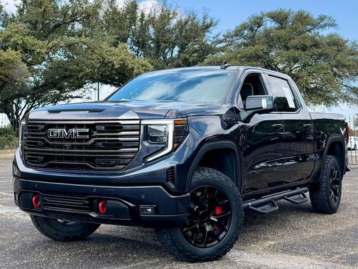 2023 GMC Sierra 1500 AT4X