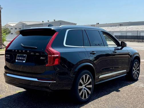 2023 Volvo XC90 B6 Plus 7-Seater