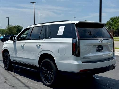 2023 Cadillac Escalade Sport