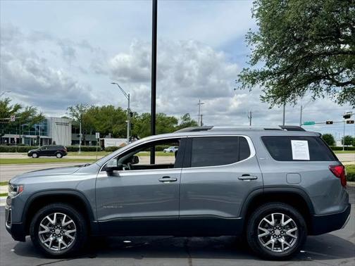 2022 GMC Acadia FWD SLT