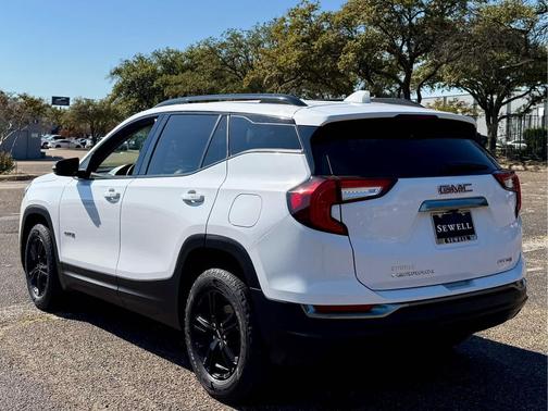 2023 GMC Terrain AWD AT4