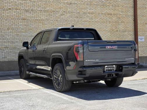 2026 GMC Sierra EV Extended Range Elevation
