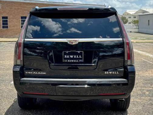2018 Cadillac Escalade Premium Luxury