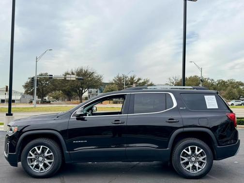2023 GMC Acadia FWD SLT