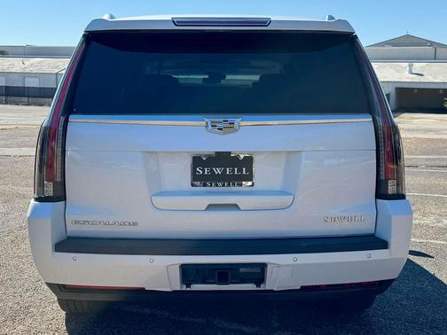 2019 Cadillac Escalade ESV Luxury