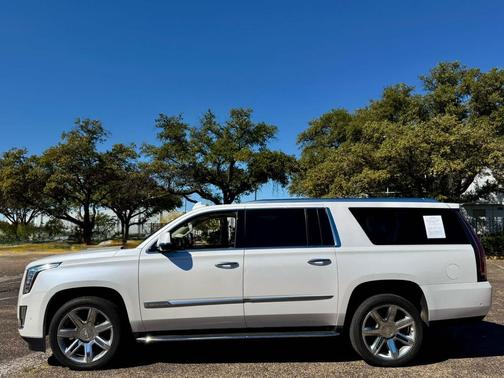 2019 Cadillac Escalade ESV Luxury