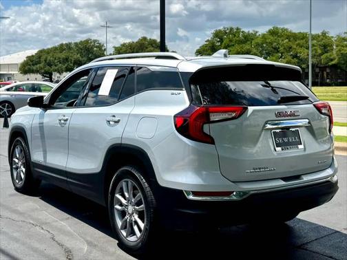 2022 GMC Terrain SLT