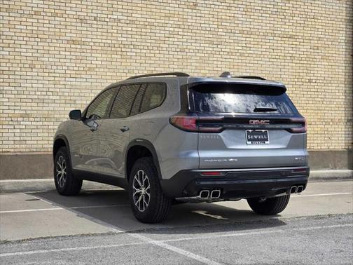 2025 GMC Acadia AWD AT4