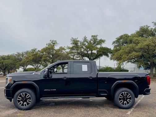 2022 GMC Sierra 2500 AT4