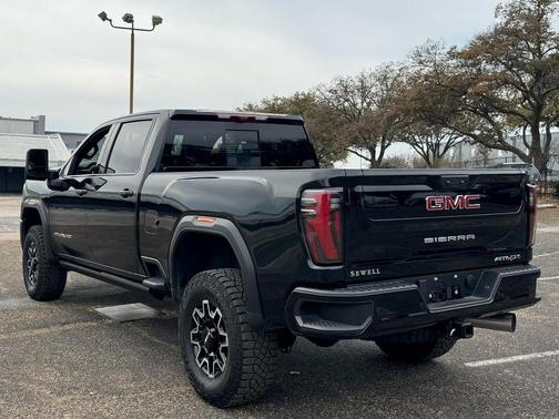 2025 GMC Sierra 2500 AT4X
