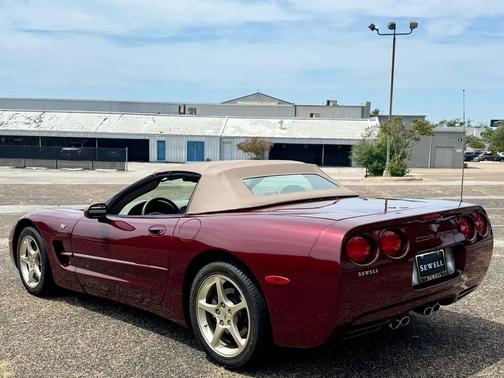2003 Chevrolet Corvette Base