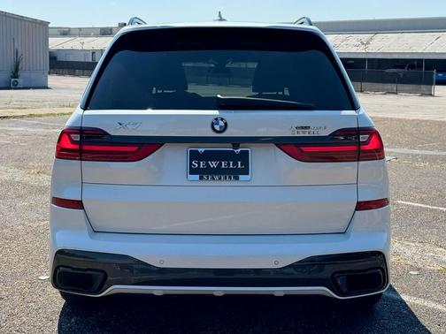 2021 BMW X7 xDrive40i