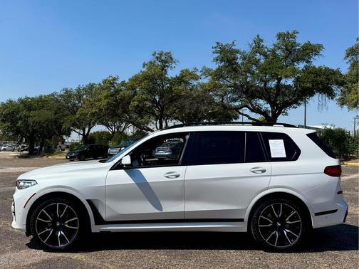 2021 BMW X7 xDrive40i