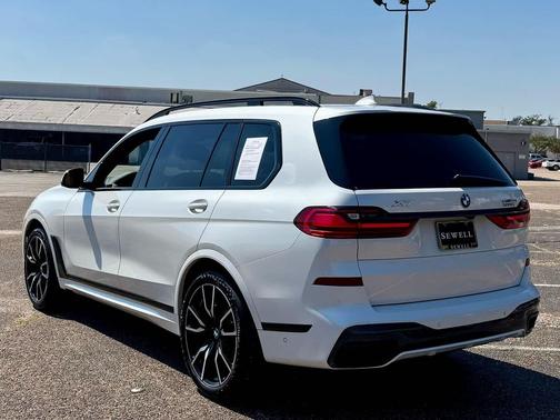2021 BMW X7 xDrive40i
