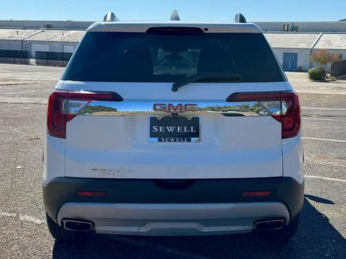 2023 GMC Acadia FWD SLT