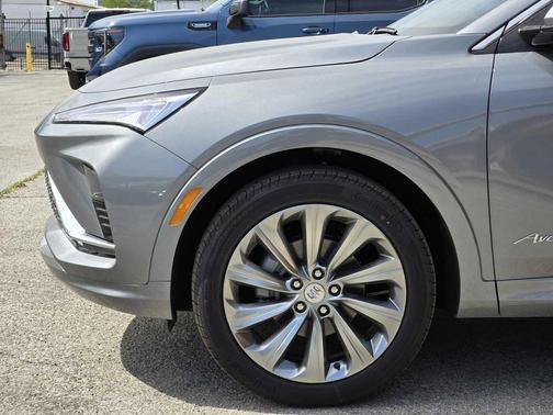 Moonstone Gray Metallic 2026 Buick Envista Avenir FWD