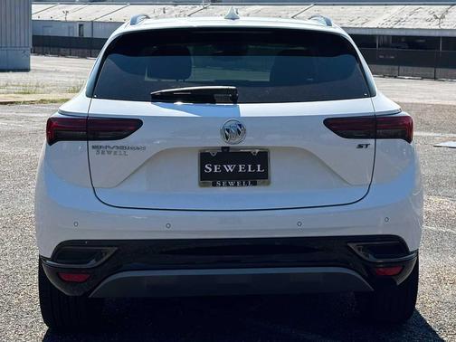2022 Buick Envision FWD Essence