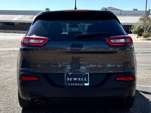 2017 Jeep Cherokee Altitude