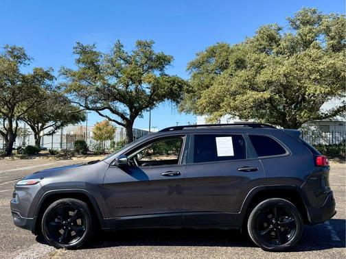 2017 Jeep Cherokee Altitude