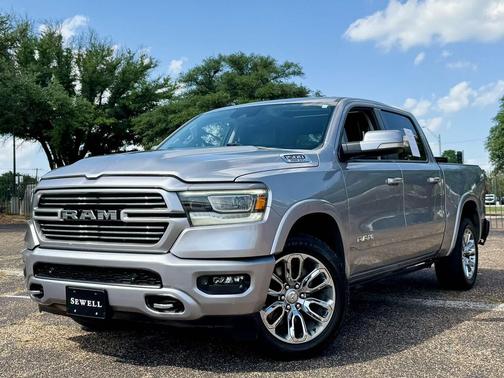 Billet Silver Metallic Clearcoat 2022 RAM 1500 Laramie