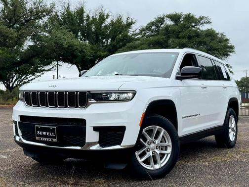Bright White Clearcoat 2022 Jeep Grand Cherokee L Laredo