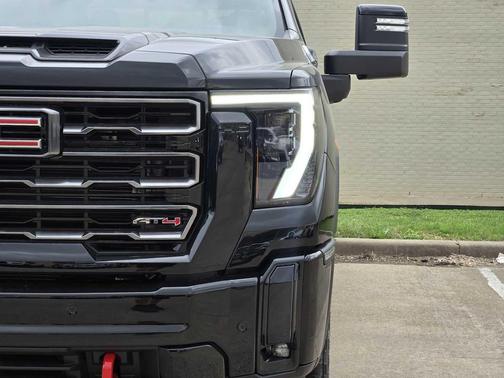 Onyx Black 2026 GMC Sierra 2500 AT4