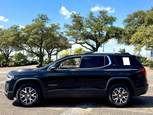 2023 GMC Acadia FWD SLT