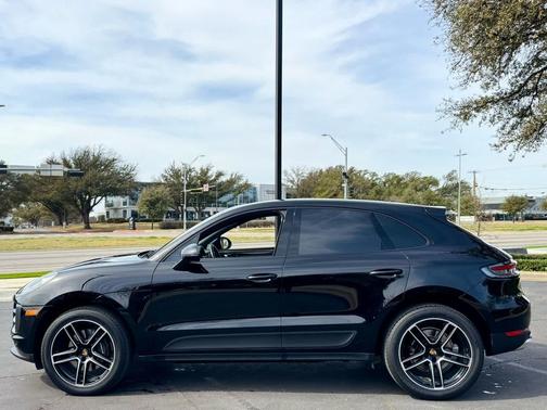 2021 Porsche Macan AWD