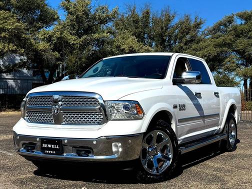 2016 RAM 1500 Laramie