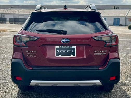 2024 Subaru Outback Touring XT