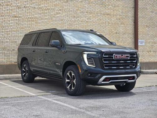 2025 GMC Yukon XL 4WD AT4
