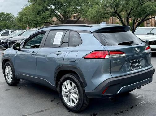 2023 Toyota Corolla Cross LE