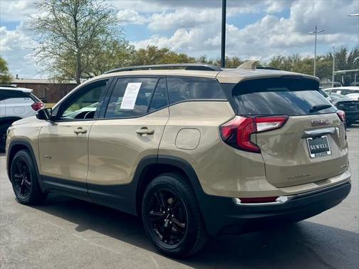 2022 GMC Terrain AWD AT4
